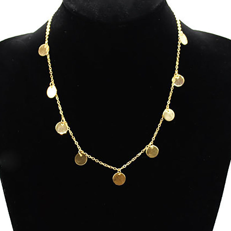 Fashionable Versatile Short Sequin Necklace With A Unique Style