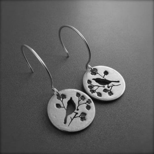 Retro Round Flower And Bird Pendant Earrings For Women